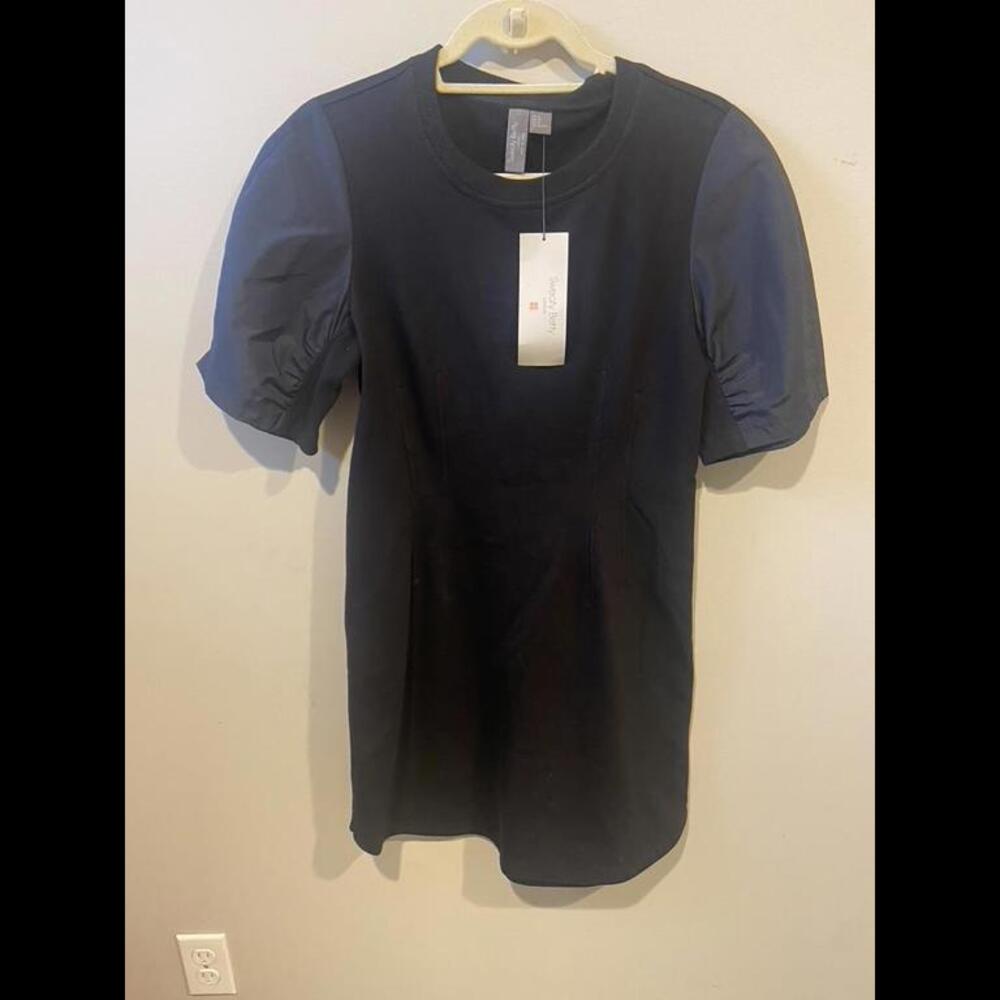 NWT Sweaty Betty Avery Short Sleeve Dress- size small